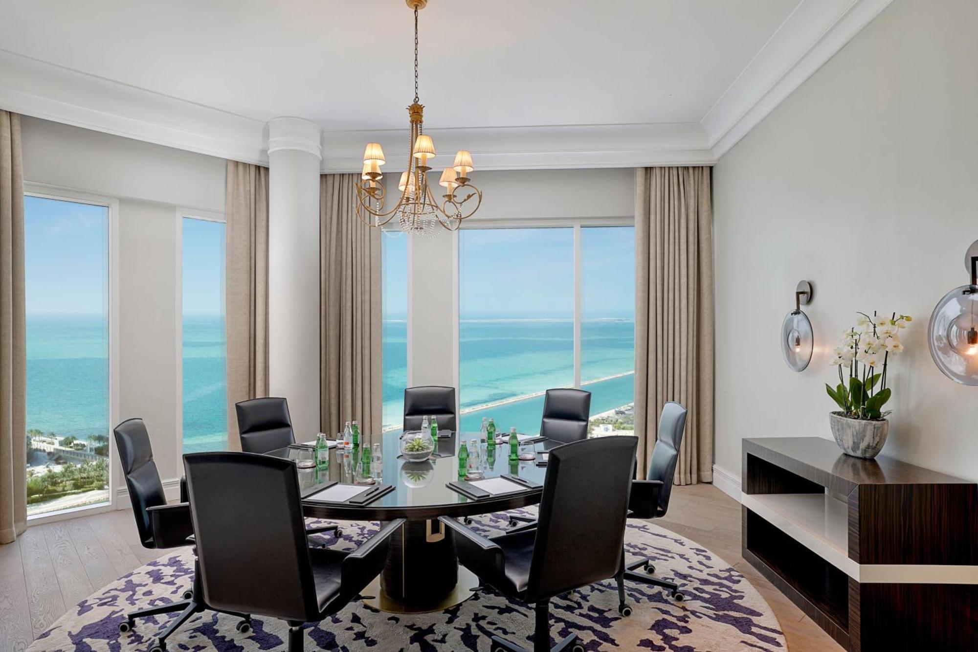 The Ritz-Carlton, Doha Hotel Exterior photo
